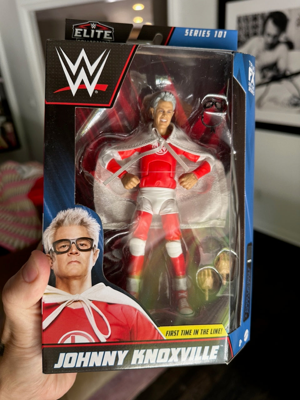 Mattel WWE Johnny Knoxville Elite Collection Action Figure, Deluxe Articulation & Life-Like Detail with Iconic Accessories, 6-Inch